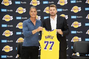 劲球直播_足球赛事直播_篮球赛事直播_NBA|CBA|英超直播